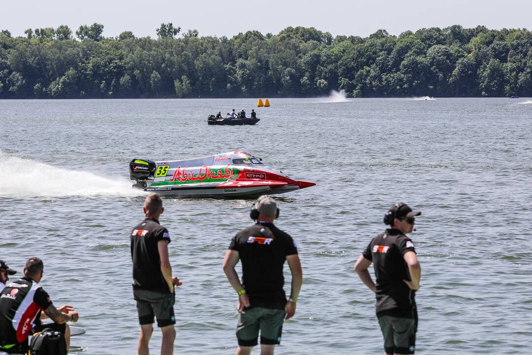 F-2 pasaulio čempionatas: pirmo etapo finalinė diena