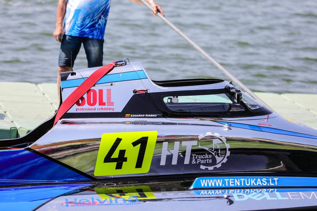 F-2 pasaulio čempionatas: pirmo etapo finalinė diena