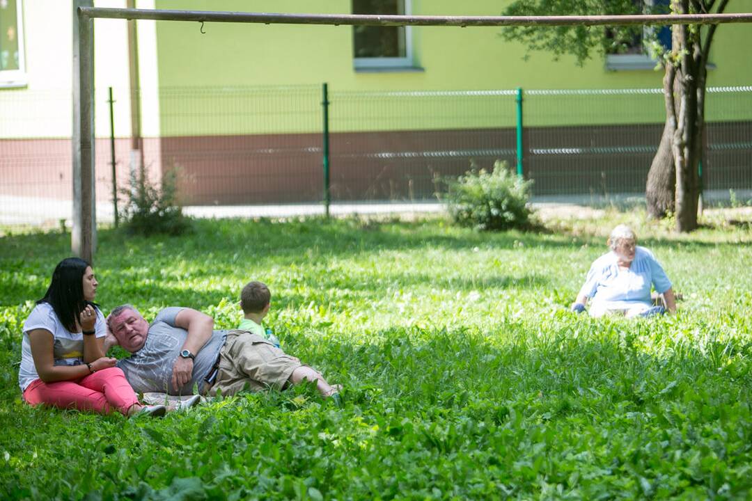 Kauno daugiabučio sienoje atsivėrė didžiulis plyšys