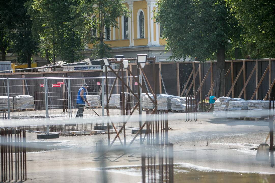 Darbai „Merkurijaus“ teritorijoje
