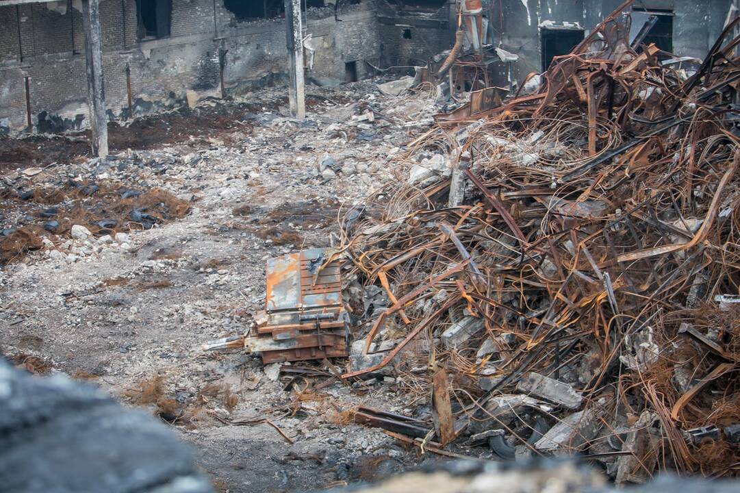 Gaisro nuniokota „Ekologistika“ praėjus dviem mėnesiams po nelaimės