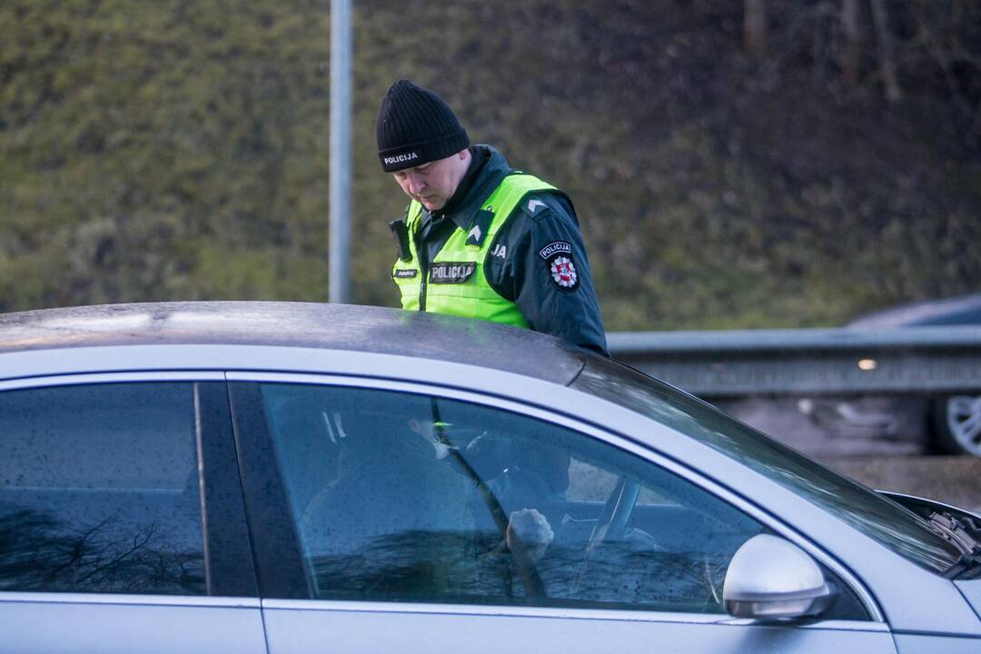 Pareigūnų reidas Europos prospekte