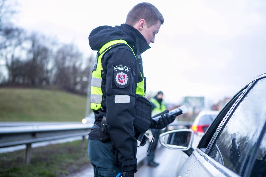 Pareigūnų reidas Europos prospekte