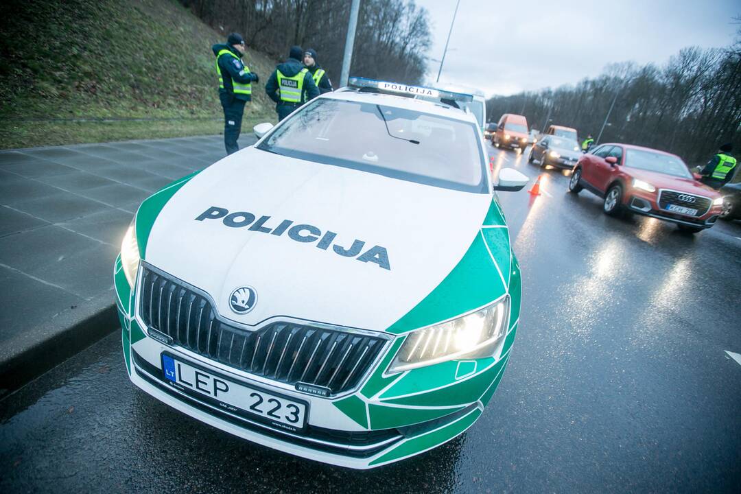 Pareigūnų reidas Europos prospekte