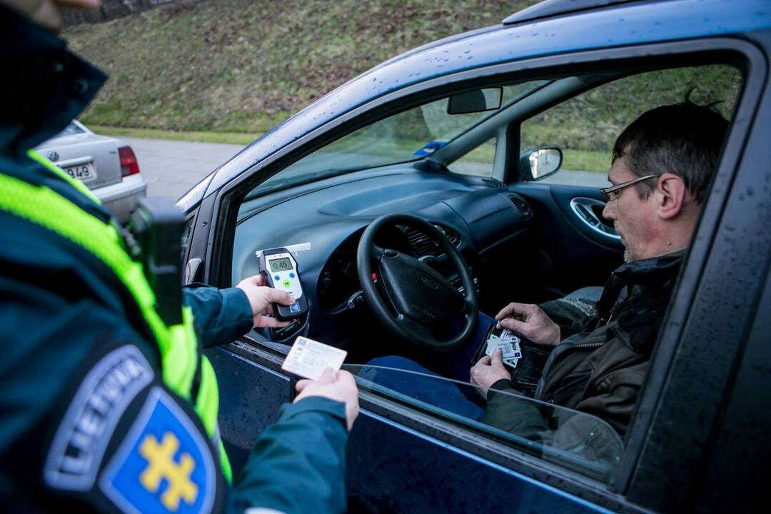 Pareigūnų reidas Europos prospekte