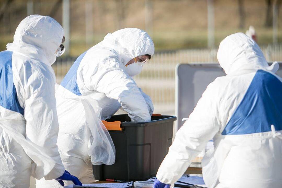 SAM patikslino informaciją dėl infekuoto mediko iš Ukmergės darbovietės
