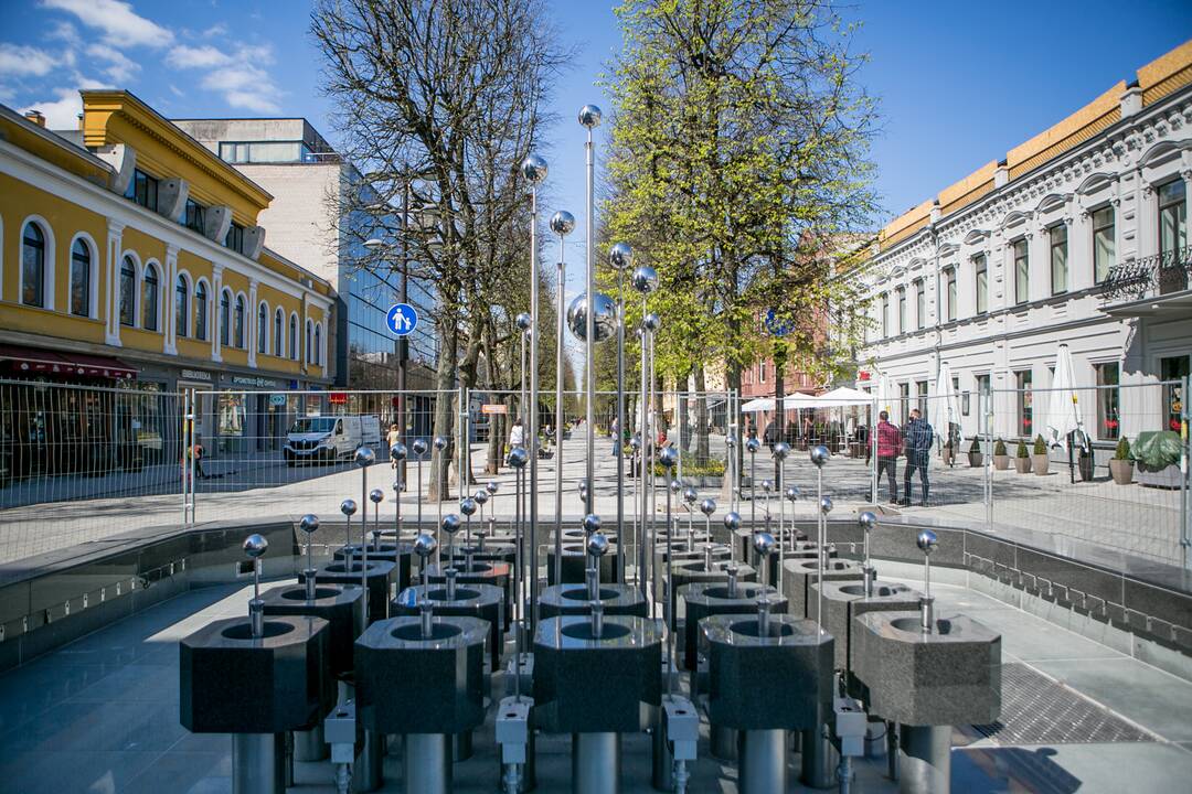 Atnaujintas Laisvės alėjos fontanas