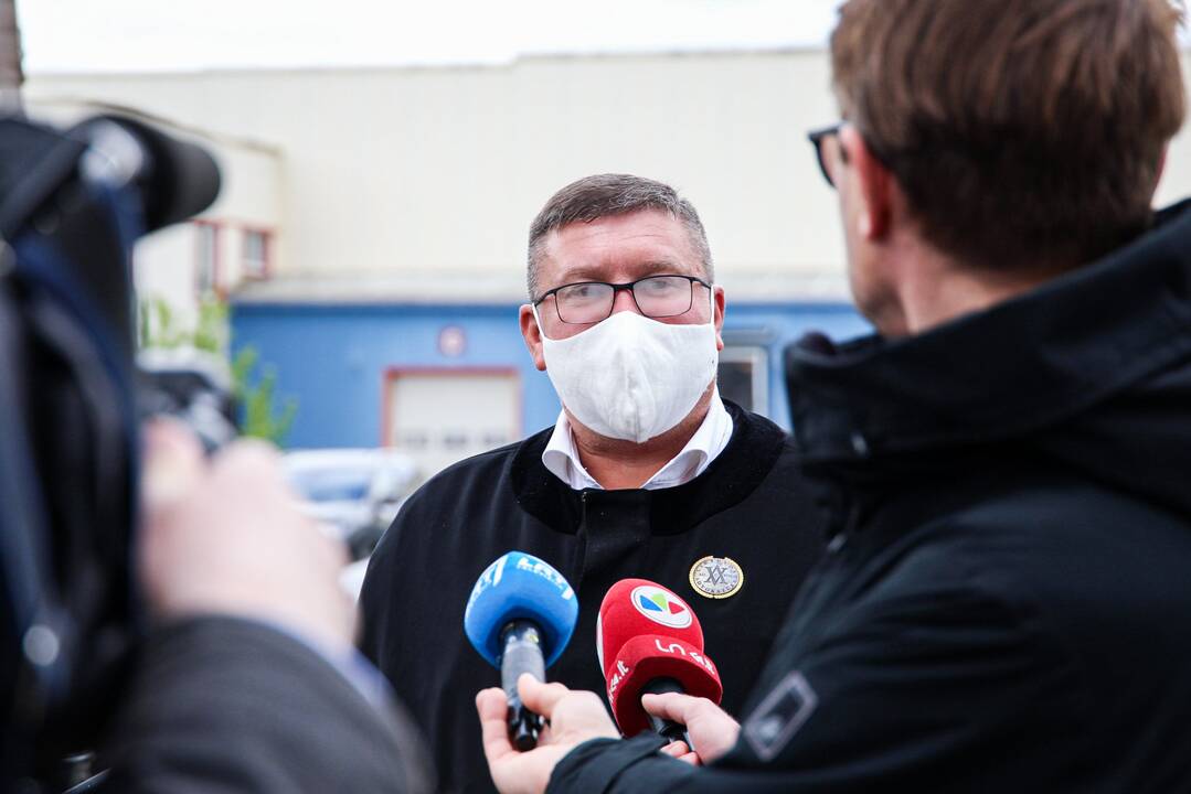 Skundai: bankai žongliruoja savo galia, prisidengdami rizikos valdymu, ir, atrodo, nė kiek nesistengia būti paslaugūs klientams.
