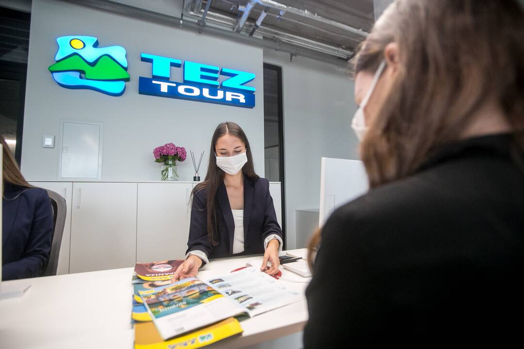 Karaliaus Mindaugo prospekte, verslo centre "Magnum", duris atvėręs biuras – jau trečioji šalies įmonė, veikianti pagal "Tez Tour" franšizę.