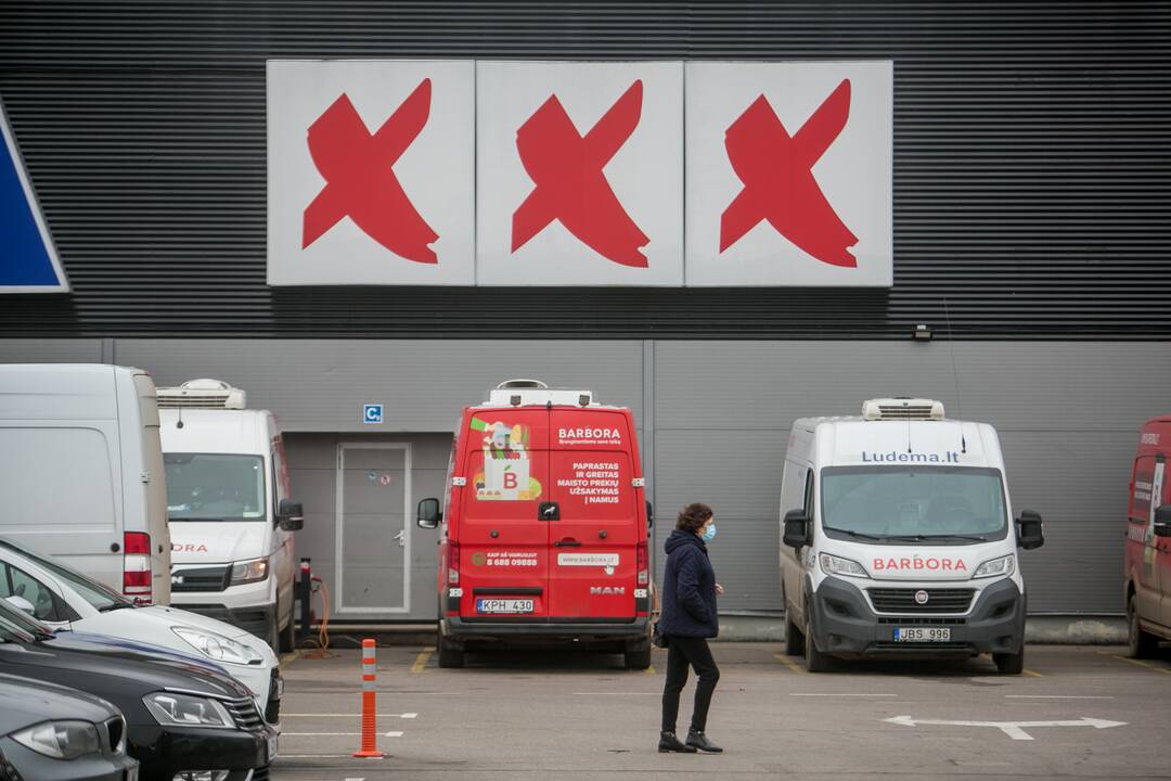 Pirkėjų apgultis Kauno prekybos centruose baigėsi