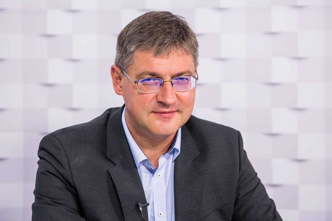 dr. Dainius Žvirdauskas