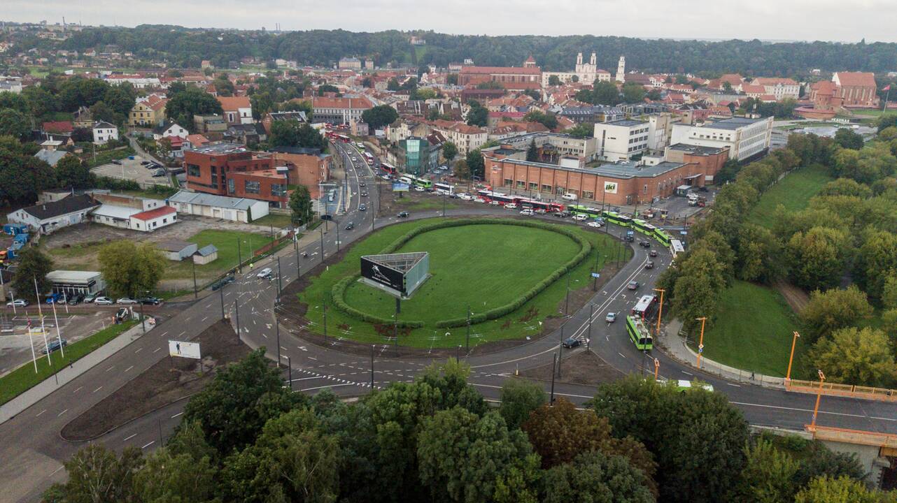 Atnaujintas eismas Pilies žiedu