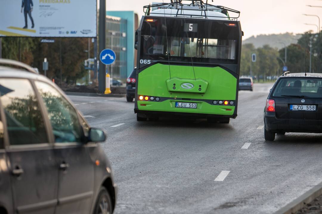 Atnaujintas eismas Pilies žiedu