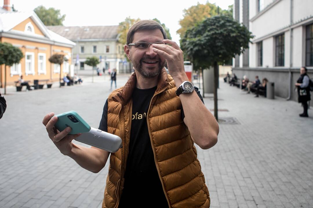 Antanas Kandrotas-Celofanas bandė be galimybių paso patekti į „Akropolį“