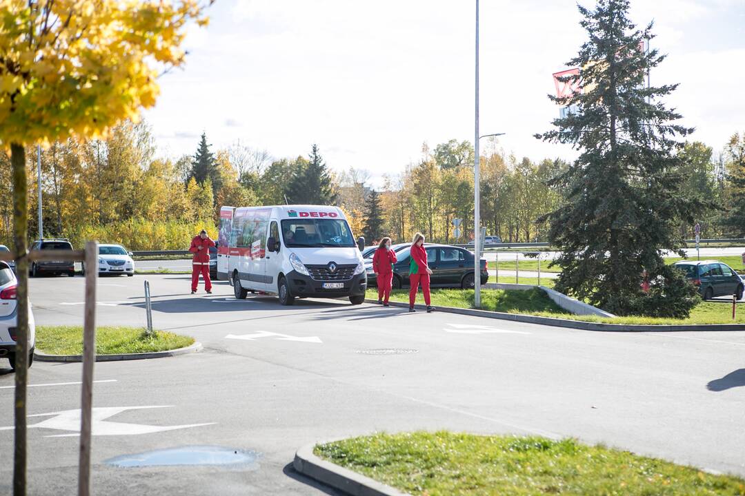 Po pranešimo apie sprogmenį iš Kauno „Depo“ evakuoti žmonės
