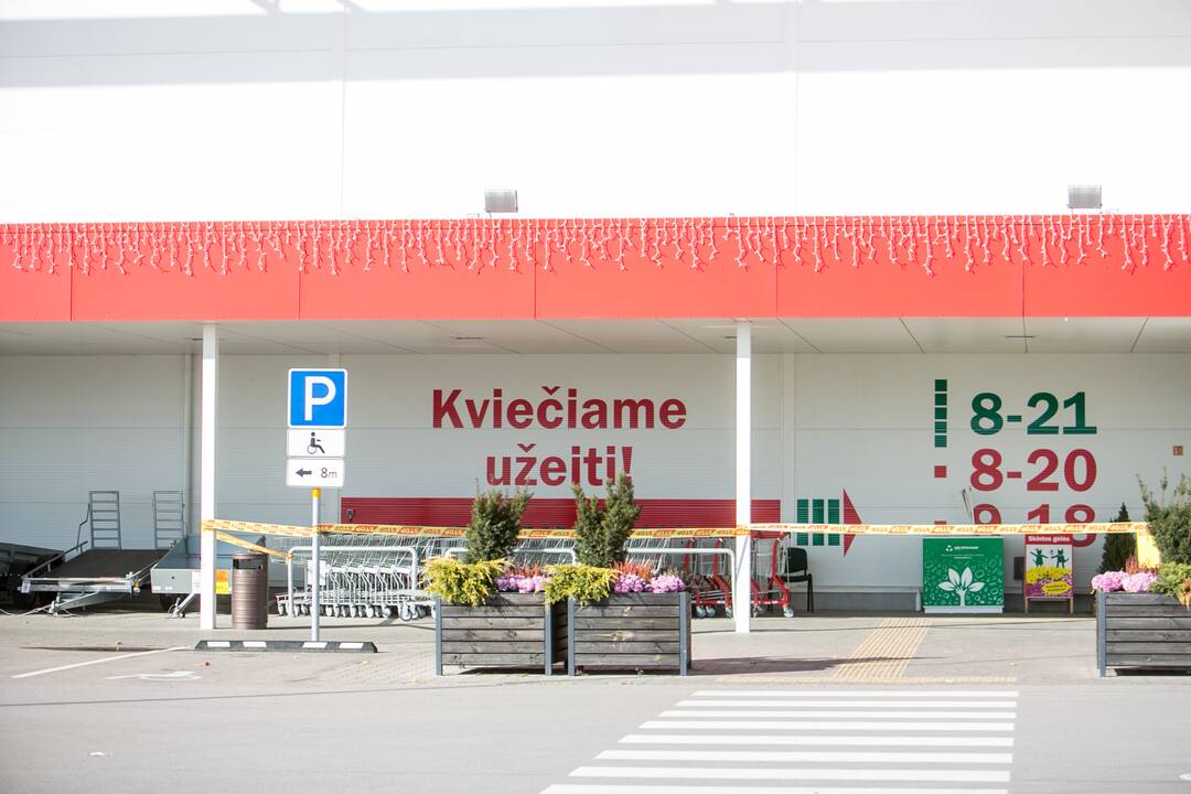 Po pranešimo apie sprogmenį iš Kauno „Depo“ evakuoti žmonės