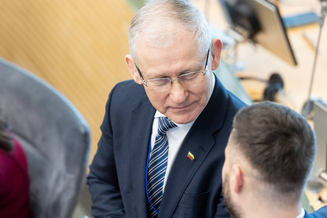 Seimas susirinko į neeilinę sesiją