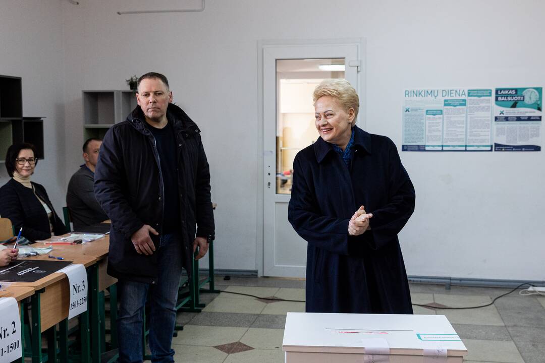 D. Grybauskaitė balsavo antrajame savivaldos rinkimų ture