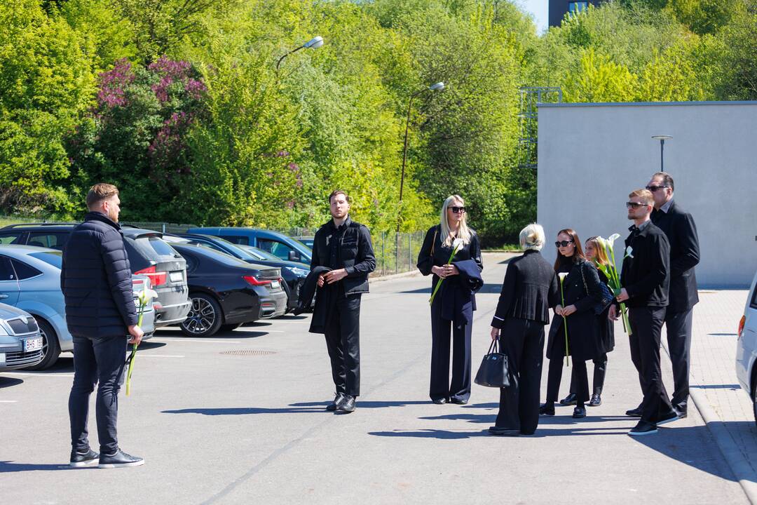 Amžinojo poilsio išlydima M. Sabonienė