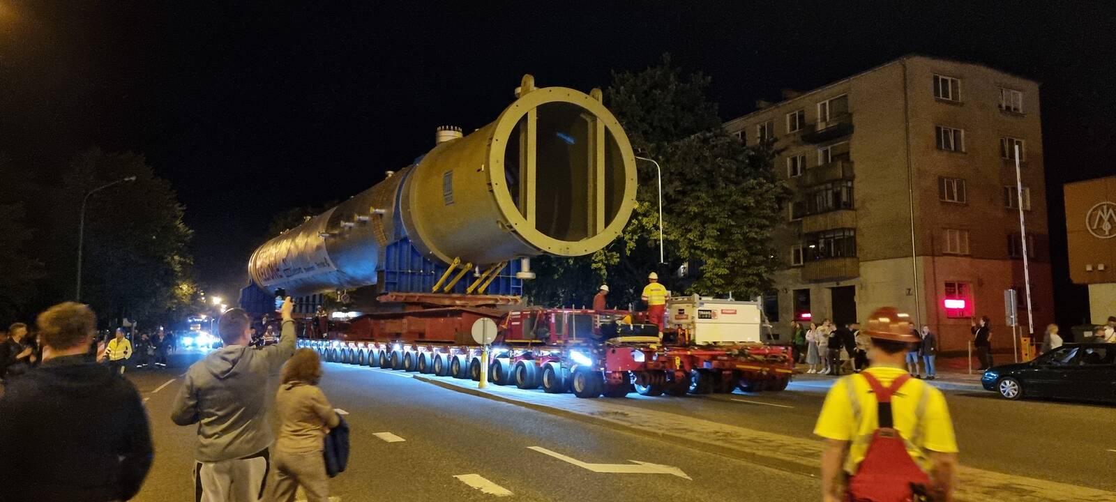Didžiausio krovinio šalies istorijoje gabenimas
