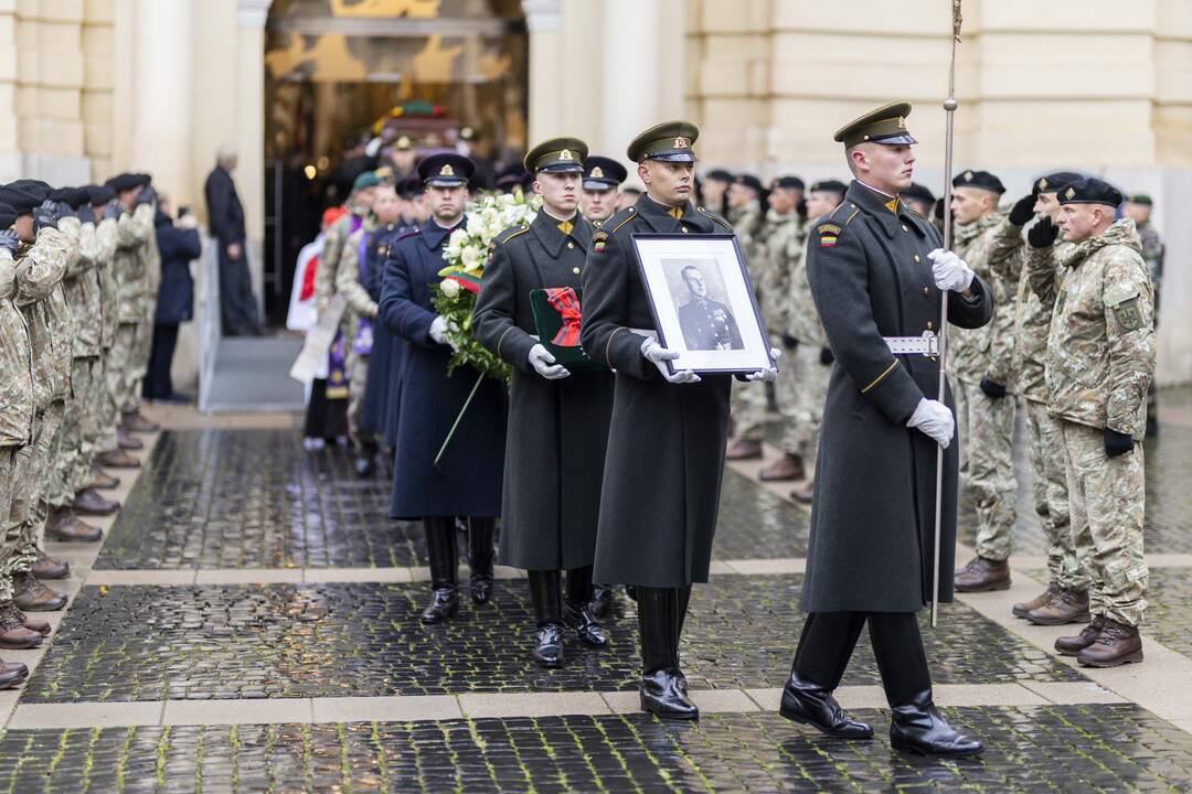 Pulkininko J. Vitkaus-Kazimieraičio laidotuvių ceremonija