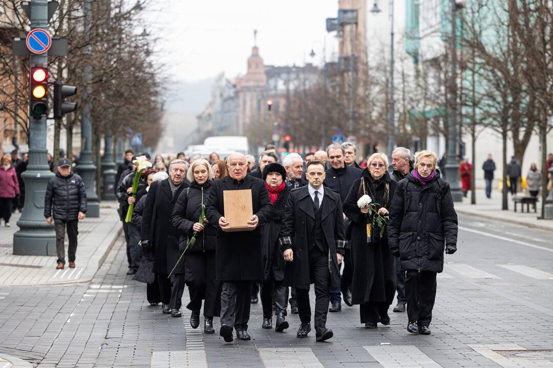 Atsisveikinimas su režisieriumi R. Tuminu