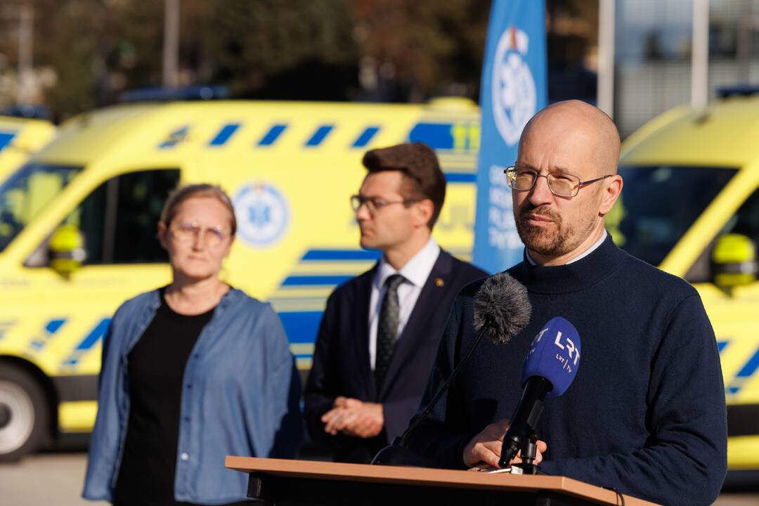Kaune pristatyti nauji greitosios pagalbos automobiliai