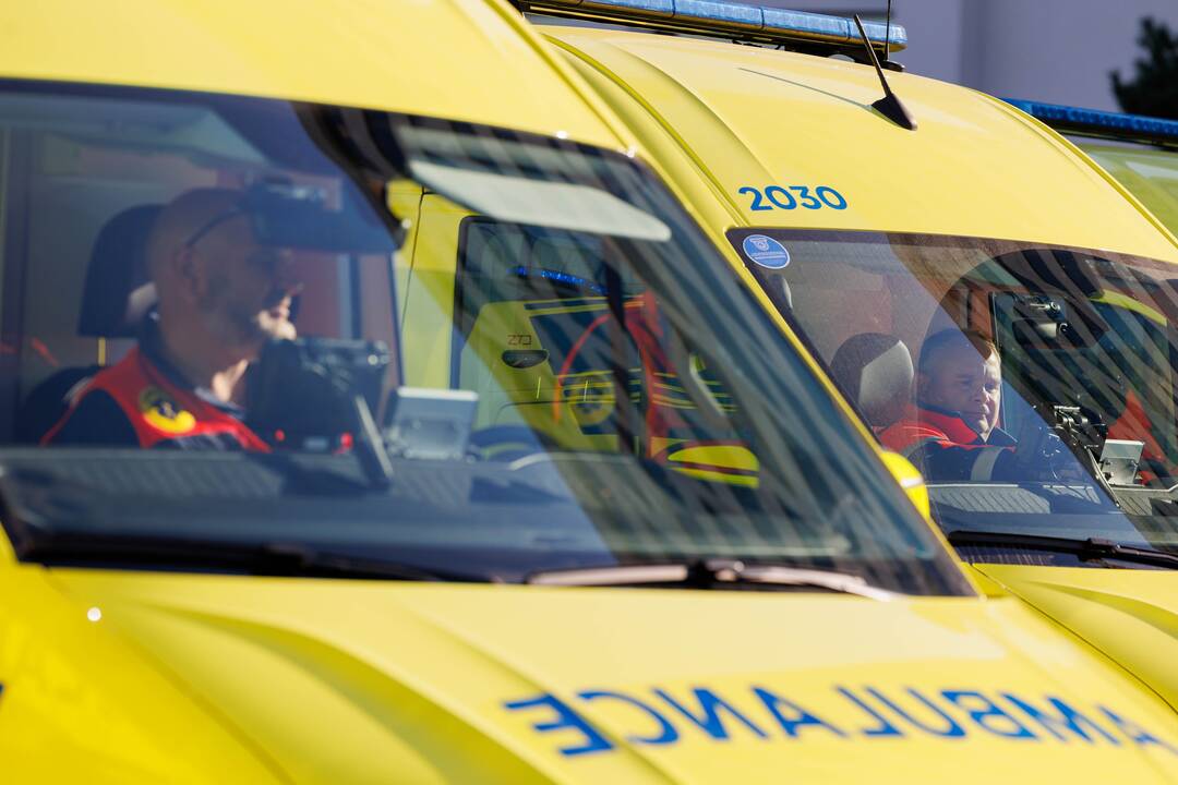 Kaune pristatyti nauji greitosios pagalbos automobiliai