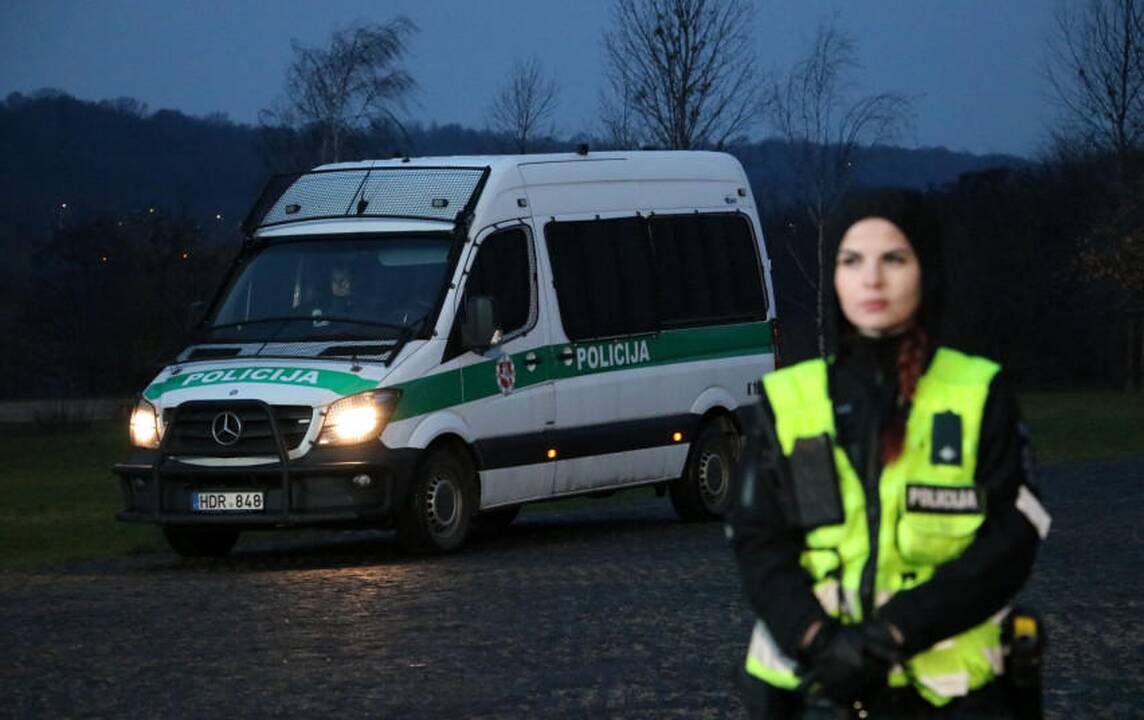 Nauji karantine gyvenančių kauniečių iššūkiai policijai