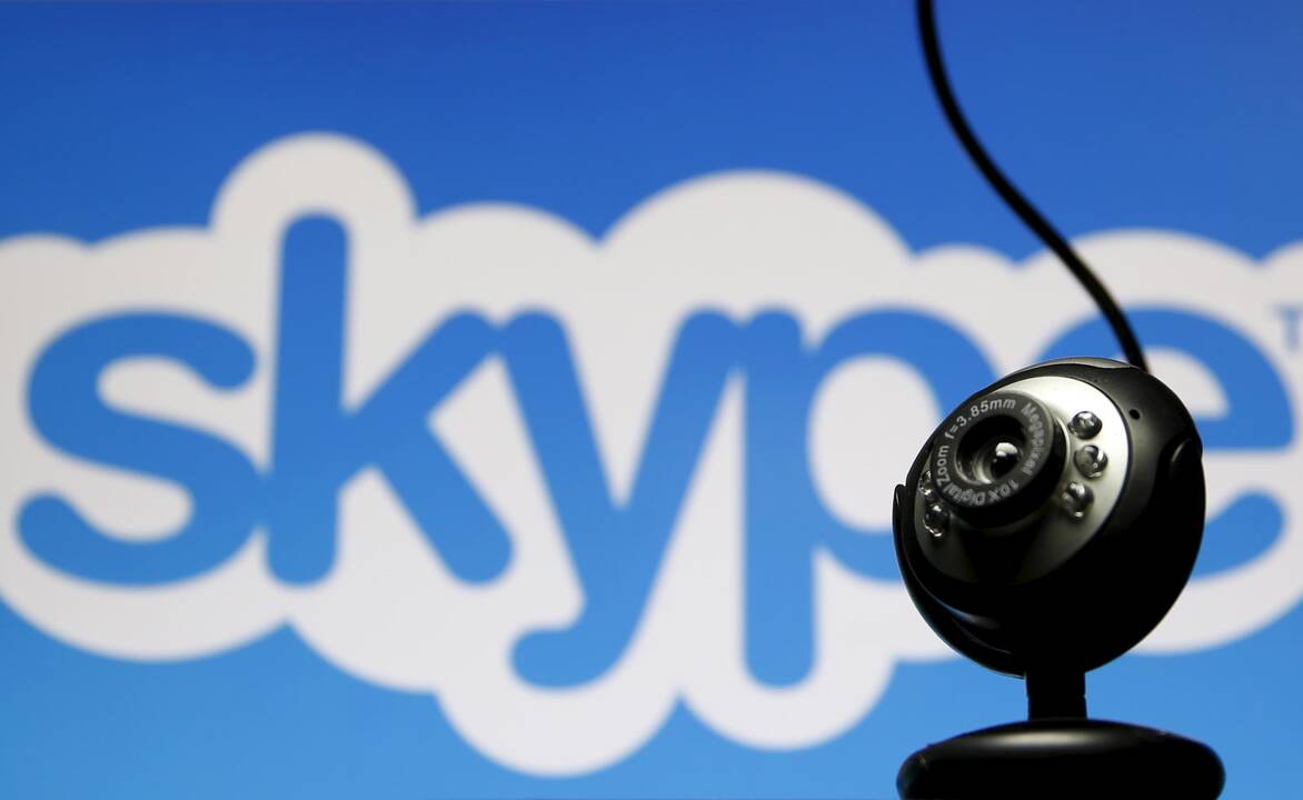 Europos Komisija griežtins „Skype“ ir „WhatsApp“ kontrolę