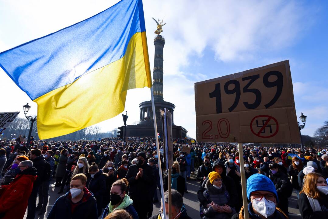 Berlyne – šimtatūkstantinė solidarumo akcija Ukrainai palaikyti