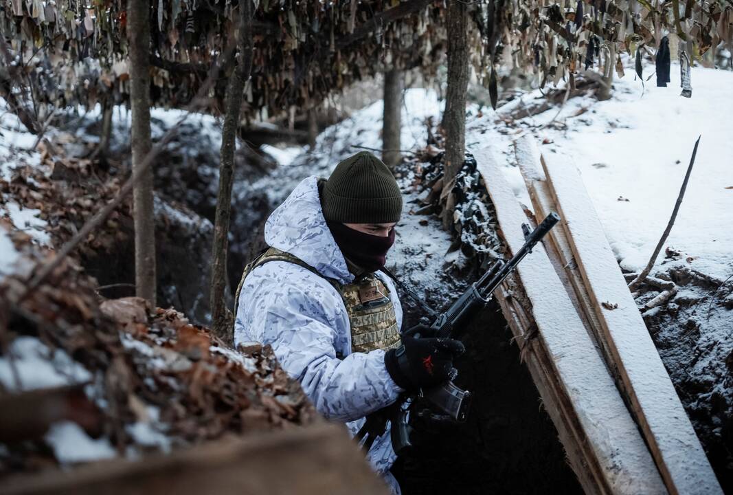 Rusija skelbia užėmusi kaimą Rytų Ukrainoje 