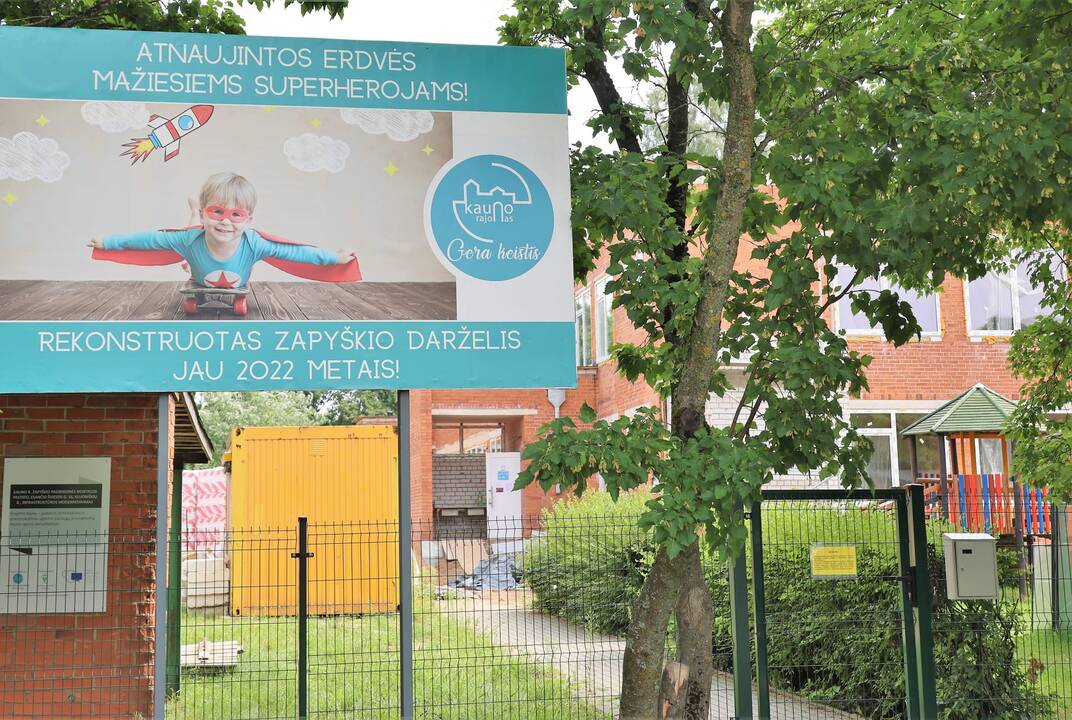 Patrauklus: Noreikiškių NOA kvartalo vystytojų pastatytas naujas vaikų darželis spalvingas tiek išore, tiek vidumi, patalpos erdvios ir šviesios.