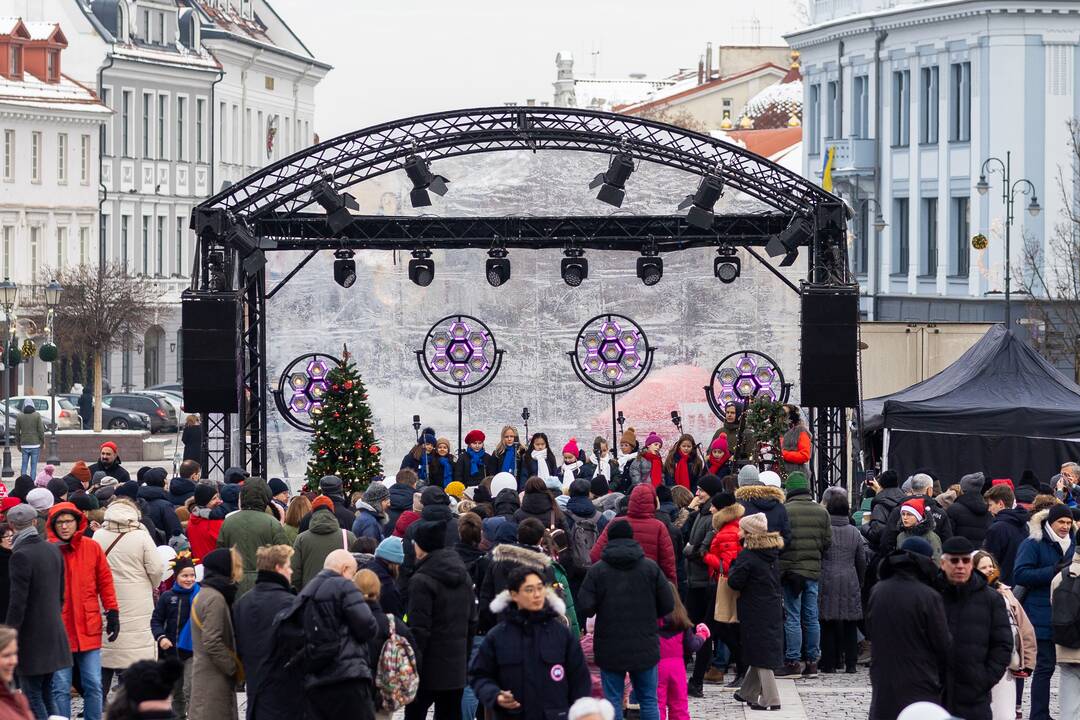 Iškilmingas jubiliejinės 20-osios Tarptautinės Kalėdų labdaros mugės atidarymas