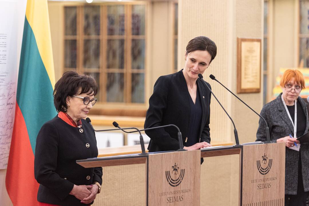 V. Čmilytės-Nielsen ir Lenkijos Seimo maršalkos spaudos konferencija