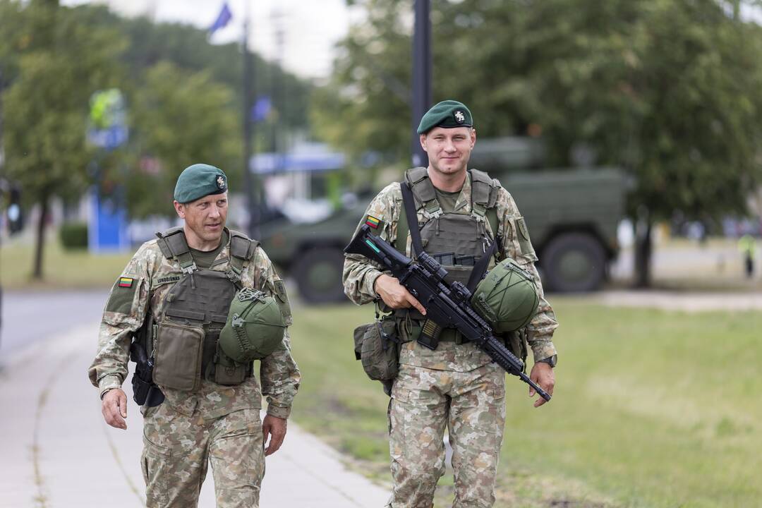 NATO viršūnių susitikimas: Vilniaus gatvėse patruliuoja kariai