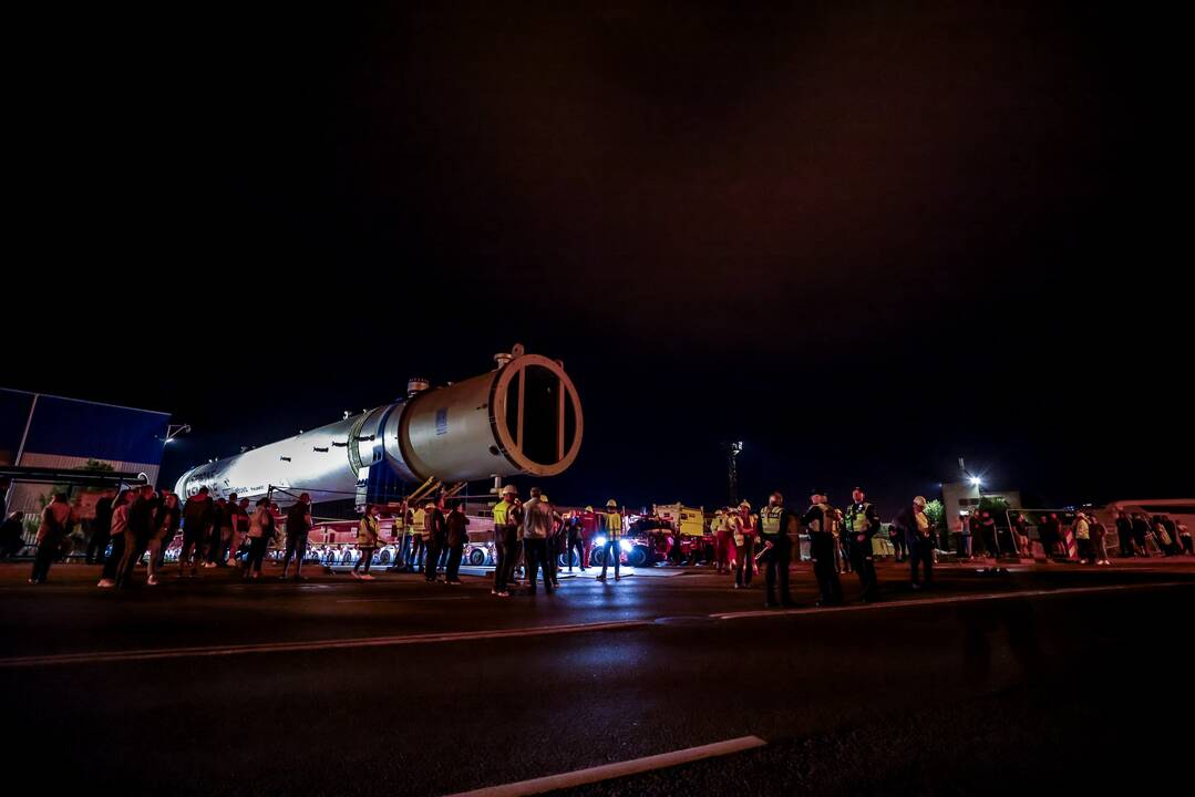 Didžiausio krovinio šalies istorijoje gabenimas