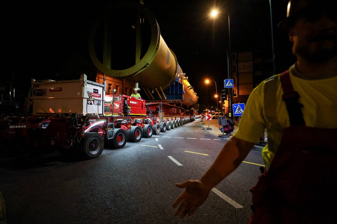 Didžiausio krovinio šalies istorijoje gabenimas