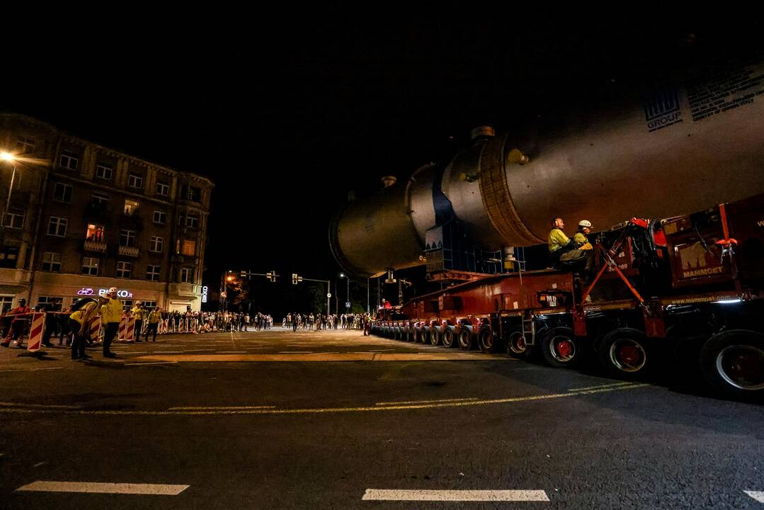 Didžiausio krovinio šalies istorijoje gabenimas