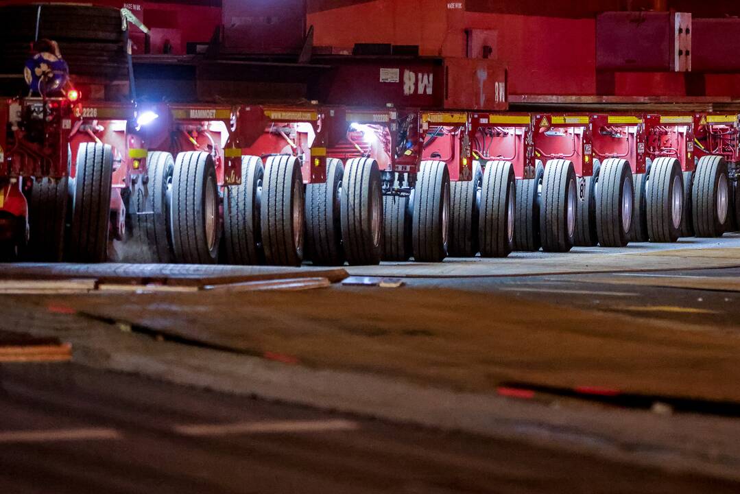 Didžiausio krovinio šalies istorijoje gabenimas