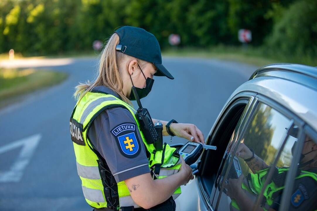 Savaitė Kauno apskrities keliuose: penki girti vairuotojai, šimtai greičio viršytojų