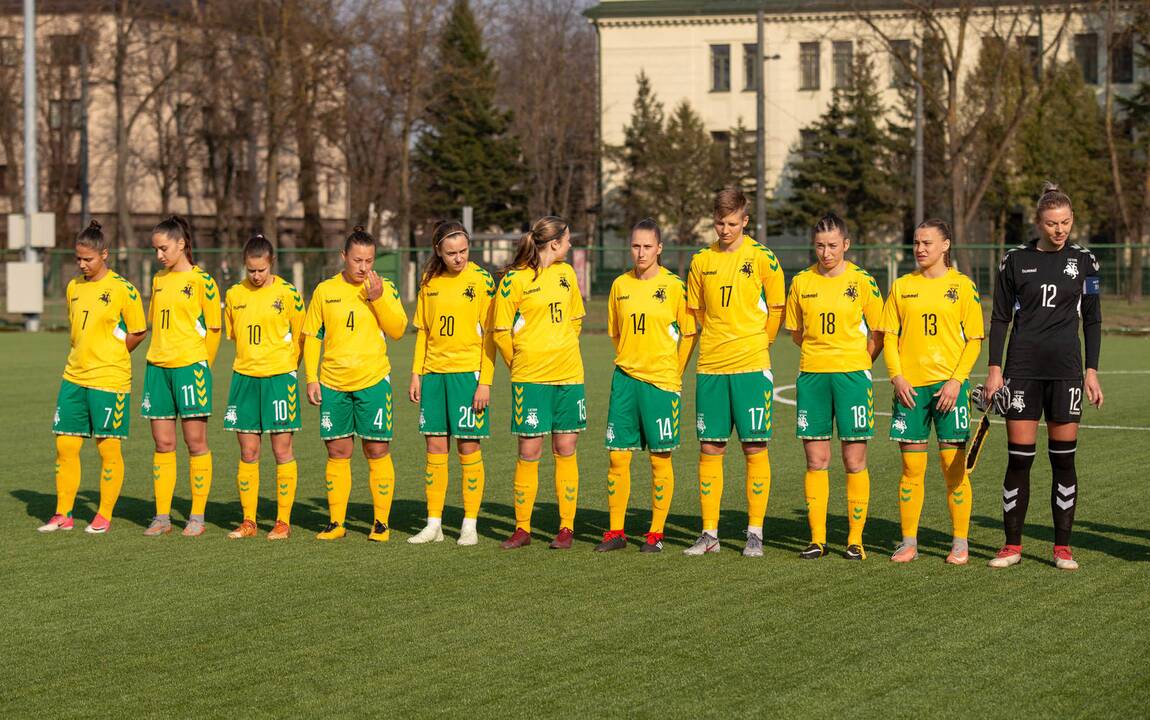 Lietuvos moterų futbolo rinktinės rungtynės su Farerų salų rinktine