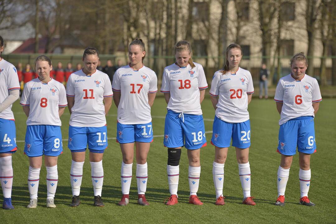 Lietuvos moterų futbolo rinktinės rungtynės su Farerų salų rinktine