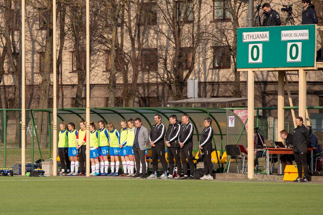 Lietuvos moterų futbolo rinktinės rungtynės su Farerų salų rinktine