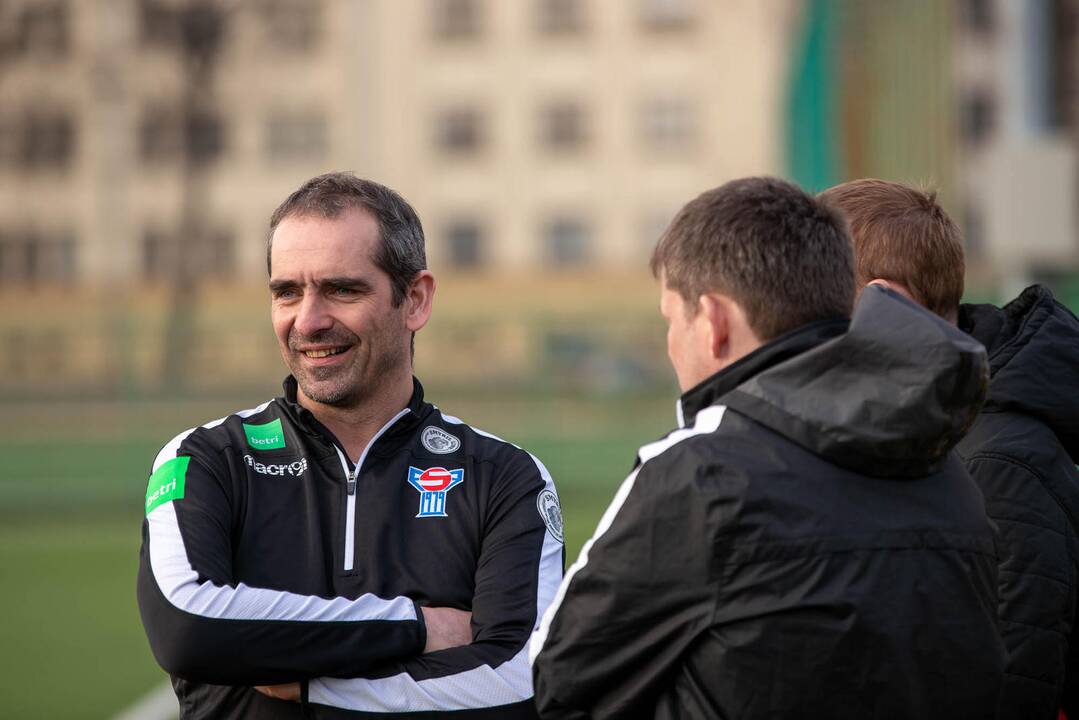 Lietuvos moterų futbolo rinktinės rungtynės su Farerų salų rinktine