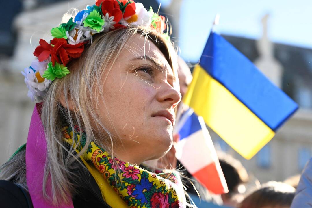 „Rusija, lauk!“ – pasaulyje vyksta solidarumo su Ukraina protestai