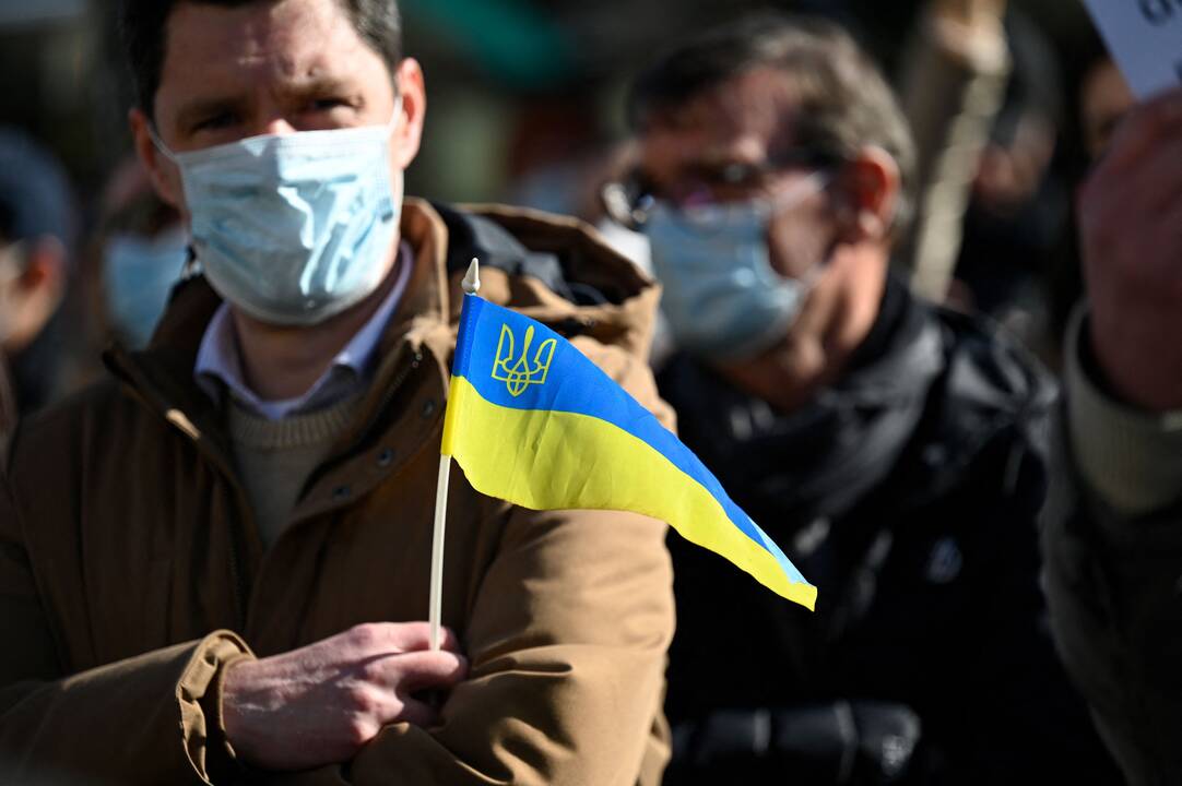 „Rusija, lauk!“ – pasaulyje vyksta solidarumo su Ukraina protestai