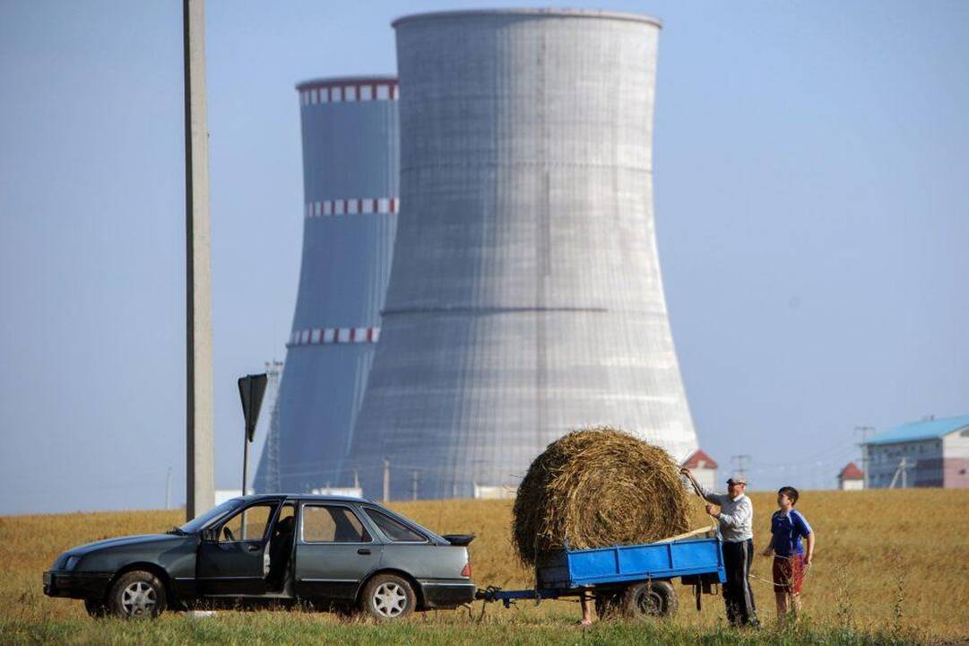 Ko jokiu būdu nedaryti, jei Astrave įvyktų avarija?