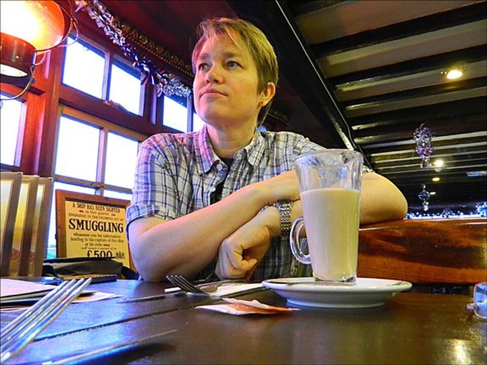 Kilmė: A.Mitchell daug savo laisvalaikio skiria genealogijai: domisi ir britiškomis, ir lietuviškomis savo šaknimis.