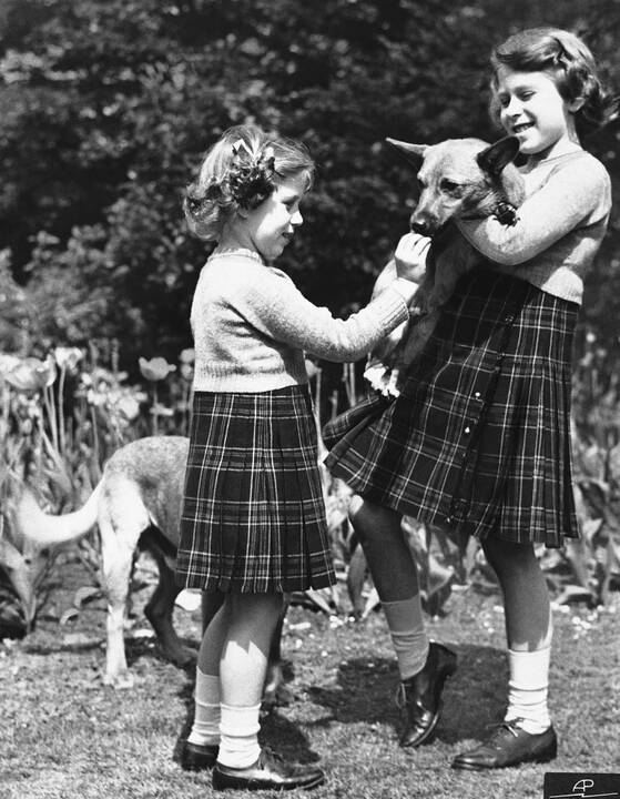 Elizabeth II: monarchės gyvenimo akimirkos